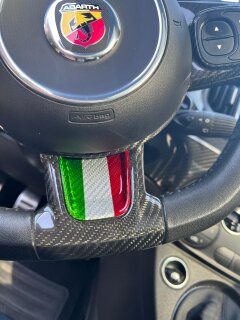 Abarth 595 Koshi Lenkrad Unteres Inlay Rot Carbon | Koshi Carbon Tuning