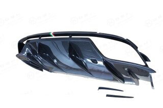 Alfa Romeo Giulia QV Diffusor italian stripe Carbon