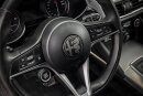 Alfa Romeo Giulia Stelvio Lenkrad Logo Carbon