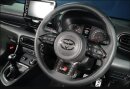 Toyota GR Yaris Lenkrad seitlich Cover Carbon
